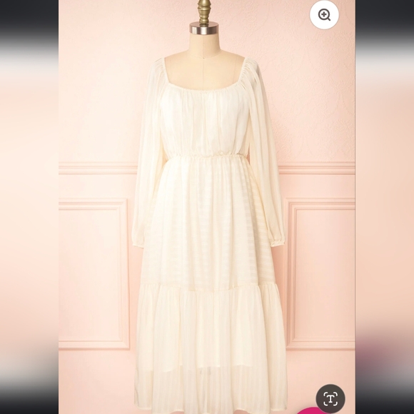 White / cream dress - Picture 3 of 5